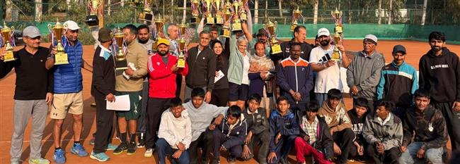 KAPOORS DOMINATE THE L.D. KAPOOR MASTERS TOTAL TENNIS PRIZE MONEY CHAMPIONSHIP