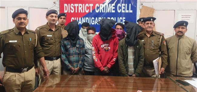 CHANDIGARH DISTT.CRIME CELL NABS SEVEN ACCUSED INVOLVED IN THEFT CASES