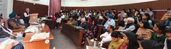 NATIONAL SEMINAR ON THE SIGNIFICANCE OF SHIV KUMAR BATALVI’S POETRY IN MODERN PUNJABI LITERATURE HELD