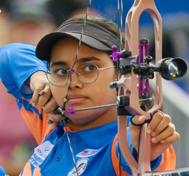 Mansa Girl Archer Parneet Kaur Becomes World Champion Meet Hayer Congratulates 2955