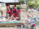 “APNA ABOHAR, APNI ABHA” TEAM REMOVES GARBAGE FROM OUTSIDE PARK, SCHOOLS
