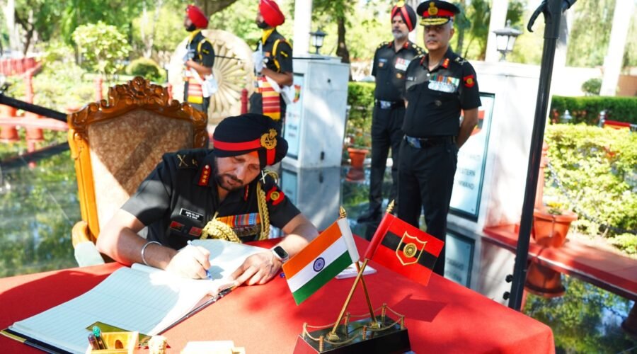 LT GEN HARJEET SINGH SAHI ASSUMES CHARGE  AS CHIEF OF STAFF, WESTERN COMMAND 