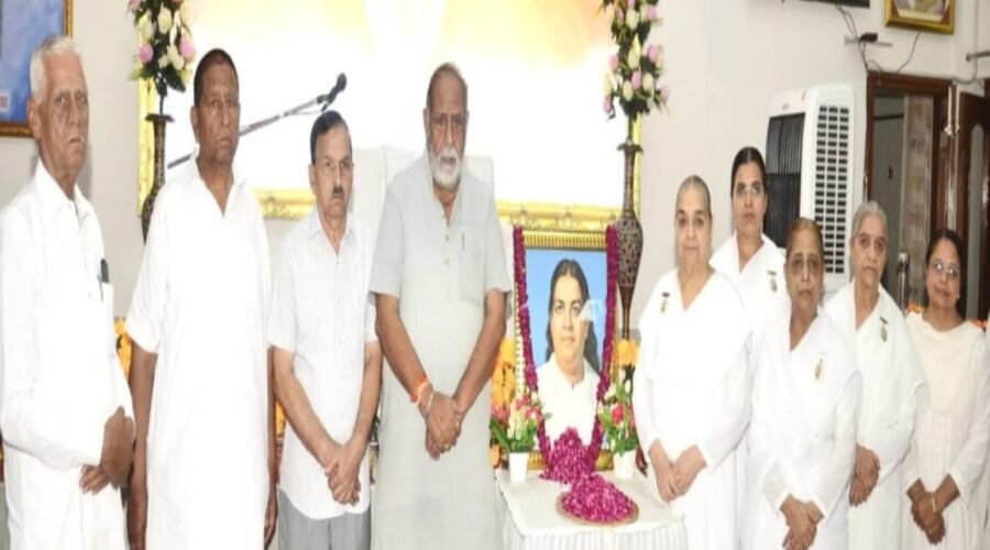 MATESHWARI JAGDAMBA SARASWATI’S MEMORIAL DAY OBSERVED AS ‘SPIRITUAL KNOWLEDGE DAY’