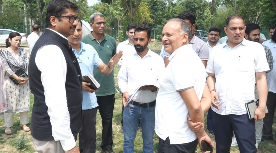 PMDA CEO CONDUCTS GROUND INSPECTION OF INFRASTRUCTURE PROJECTS IN PANCHKULA