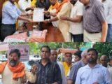 गौ हत्या बंद कराने और गौ माता को राष्ट्र माता घोषित कराने एडीसी को दिया ज्ञापन
