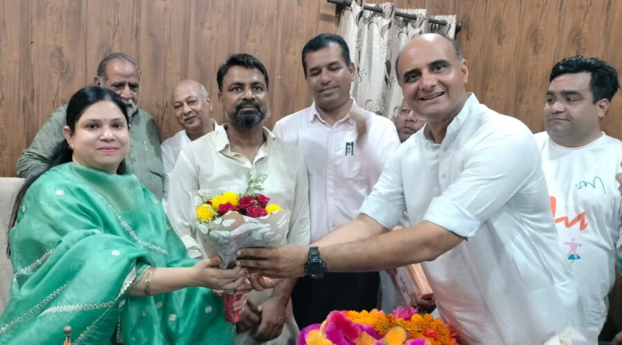 POOJA WADHWA TAKES OVER AS THE FIRST WOMAN MAYOR OF ABOHAR