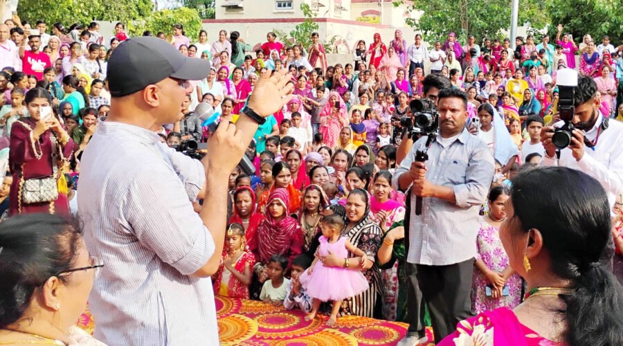 TEEJ MELA: SWINGS, GIDDHA-BHANGRA, KIKLI, PUNJABI DELICACIES SET THE MOOD