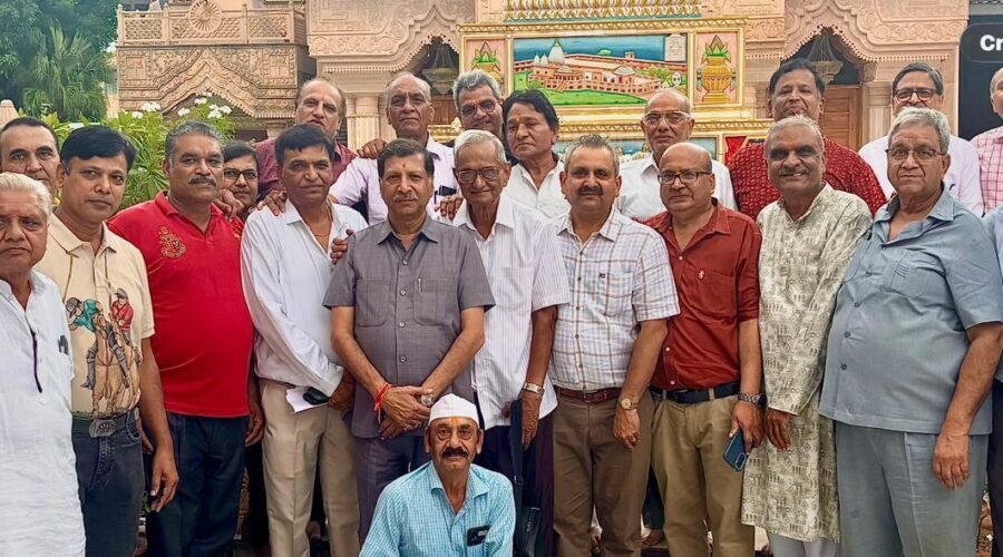दिगंबर जैन मंदिर सेक्टर-27 में सर्वसम्मति से धर्म बहादुर जैन दोबारा अध्यक्ष चुने गए