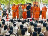 NDRF TEAM PROVIDES DISASTER MANAGEMENT TRAINING TO NCC CADETS