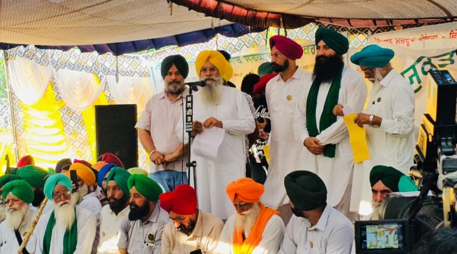 PUNJAB FARMERS CALL OFF CHANDIGARH-MOHALI BORDER STIR AFTER WRITTEN ASSURANCE FROM BHAGWANT MANN GOVT
