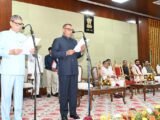 हरियाणा के राज्यपाल ने सतीश कुमार को हरियाणा लोक सेवा आयोग के अध्यक्ष पद की दिलाई शपथ
