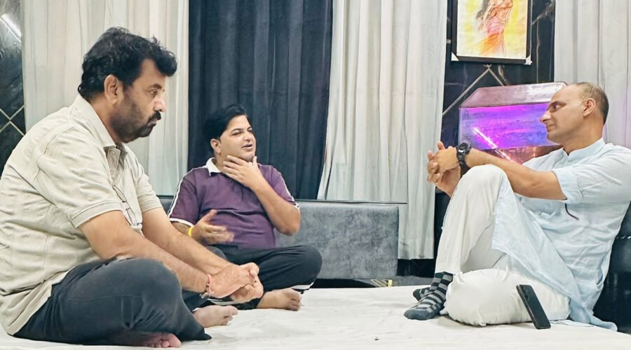 पत्रकार भारद्वाज की माता के निधन पर विधायक संदीप जाखड़ ने जताया शोक