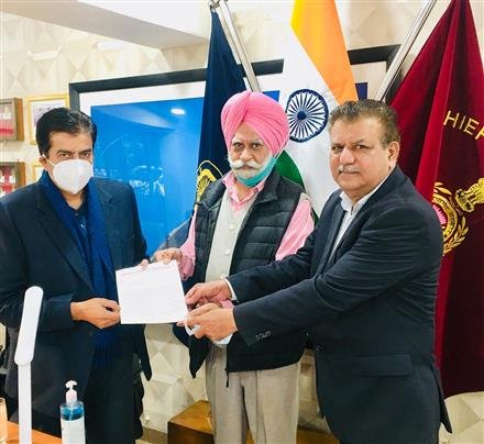चंडीगढ़ एंड हरियाणा जर्नलिस्ट यूनियन ने पत्रकारों की मांगों बारे मुख्य सचिव को सौंपा ज्ञापन