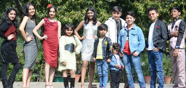 स्टेप्स ग्रोइंग एकेडमी ने रिलीज किया सुपर मॉडल-2022 का किड्ज कैलेंडर