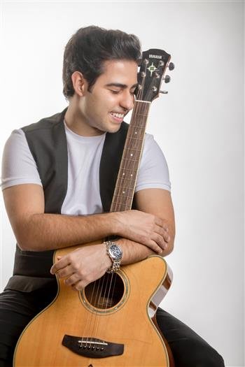 CHANDIGARH' S ANIRUDH KAUSHAL'S LATEST SINGLE TU KYUN NA JAANE OUT ON MERCHANT RECORDS