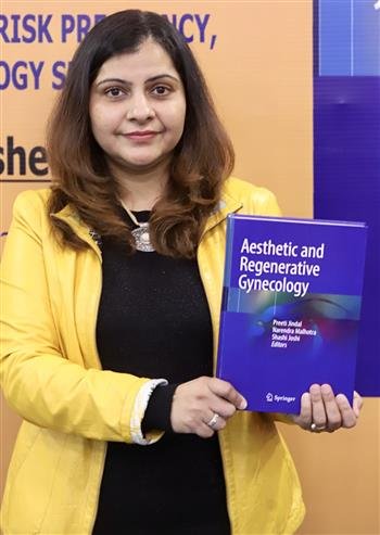 DR. PREETI JINDAL’S BOOK ‘AESTHETIC AND REGENERATIVE GYNECOLOGY’ UNVEILED