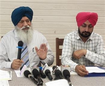NRI FIGHTING FOR JUSTICE FOR TEN YEARS, WARNS TO SIT OUTSIDE PUNJAB ASSEMBLY IF JUSTICE NOT GIVEN