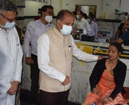 HIMACHAL BUS ACCIDENT: DRIVER DIES, 39 INJURED, CM VISITED MANDI HOSPITAL TO ENQUIRE HEALTH OF INJURED