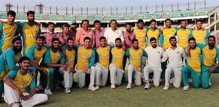 PUNJAB DEFEATED BENGAL AND QUALIFIED FOR QUARTER FINALS OF COL. C.K NAYUDU TROPHY 2021-22.