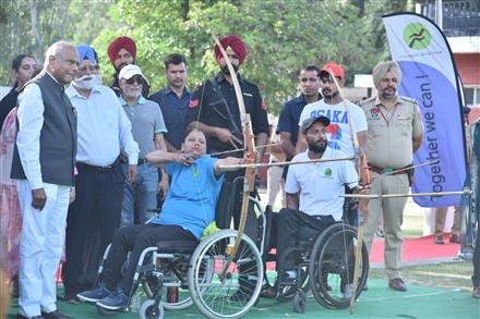 व्हीलचेयर बाउंड के लिए शहर में पहली बार स्पोर्ट्स कार्निवाल का आयोजन