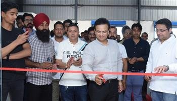 BATHWARE BRAND, HINDWARE ITALIAN COLLECTION EXPANDS INTO TILES SEGMENT