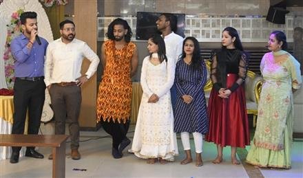 क्लास फाइव इवेंट ने फादर्स को समर्पित आयोजित किया कार्यक्रम