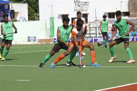 HOCKEY KARNATAKA ROUT DELHI HOCKEY 8-0
