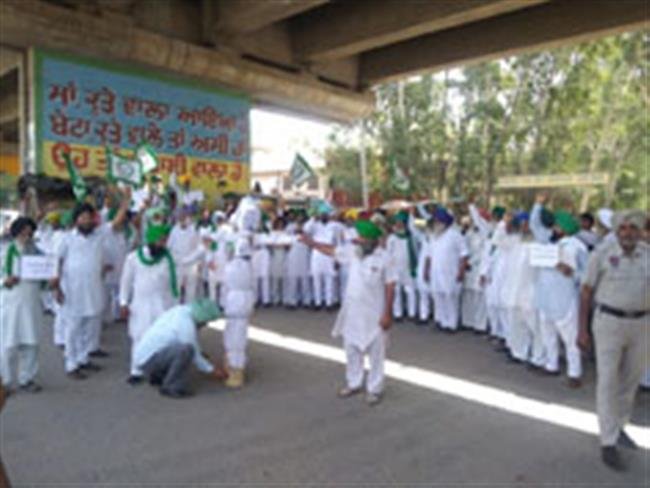 किसान यूनियन ने अग्निपथ योजना को लेकर किया रोष प्रदर्शन