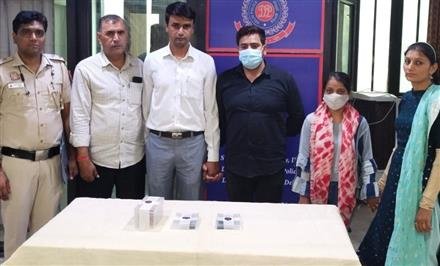 ACTIVE GANG OF ONLINE FRAUD IN THE NAME OF PROVIDING FAKE INSURANCE POLICIES BUSTED