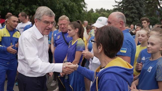 IOC PRESIDENT MEETS UKRAINE ATHLETES AND PRESIDENT ZELENSKY