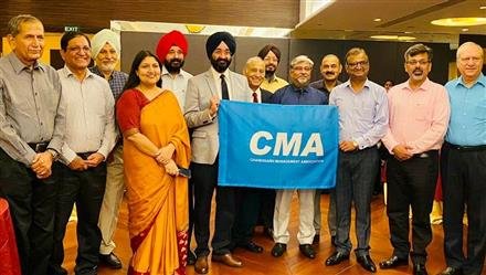 CMA NEW  PRESIDENT HOSTED DINNER
