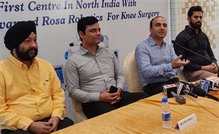 GUARDIAN HOSPITAL LAUNCHES “ROSA ROBOTICS” KNEES SURGERY FIRST IN NORTH INDIA