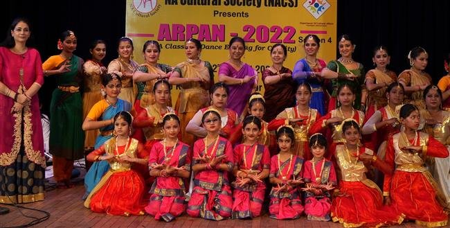 निखार व दिविता की सोलो कत्थक परफॉर्मेंस ने लूटी वाह वाही