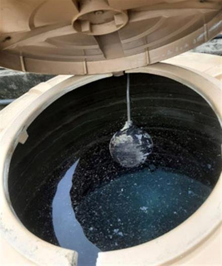 अस्पताल में पुरुष वार्ड के हालत बदतर, पानी की टंकियों में गंदगी