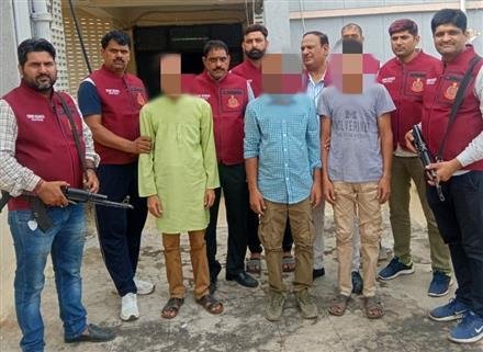 DELHI POLICE RECOVERED MALANA CREAM WORTH MORE THAN ONE CRORE IN INTERNATIONAL MARKET, 3 ARRESTED