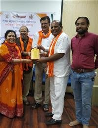 अमृत महोत्सव कवि सम्मेलन में 75 कवियों ने भाग लिया