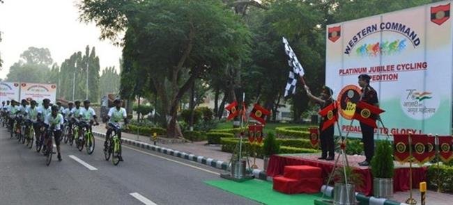 WESTERN COMMAND PLATINUM JUBILEE CYCLING EXPEDITION FLAGGED OFF