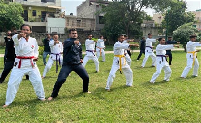 मार्शल आर्ट का प्रशिक्षण शिविर आयोजित