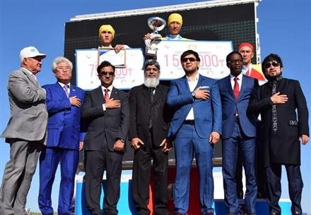 WHAT ARE TRADITIONAL SPORTS AND GAMES?