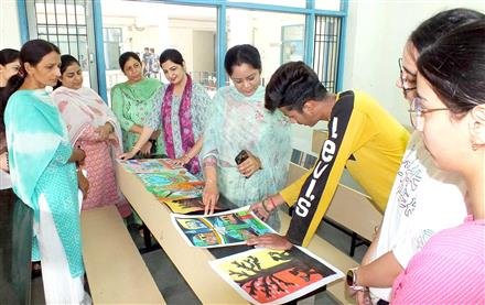 खालसा कॉलेज में टैलेंट हंट-2022 आयोजित