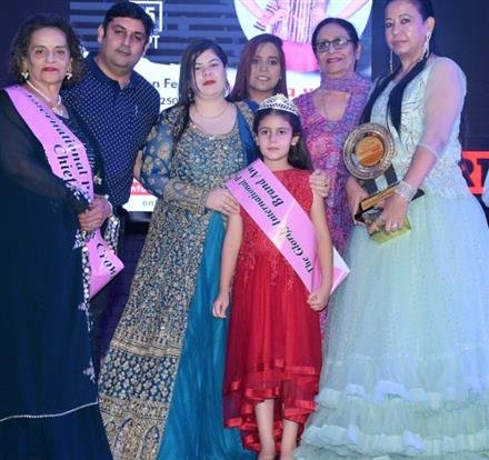 CROWN ON CROWN FASHION SHOW HELD, WINNERS ANNOUNCED