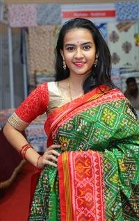 NATIONAL SILK EXPO: WEAVERS’ WEDDING SPECIAL EXHIBITION STARTS IN CHANDIGARH