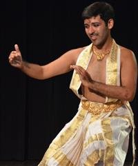 THE DANCING DENTIST CONDUCTS AN INTERACTIVE SESSION ON BHARATANATYAM AT ST KABIR PUBLIC SCHOOL