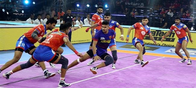 DABANG DELHI KC RALLY TO BEAT UP YODDHAS