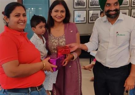 GILLCO GROUP PUTS UP A COLOURFUL THEMED KARVA CHAUTH CELEBRATION