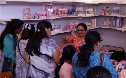 IT'S KNOT A NEW CRAFT:   THE LOST ART OF MACRAMÉ DISCOVERED AT CII CHANDIGARH FAIR 2022