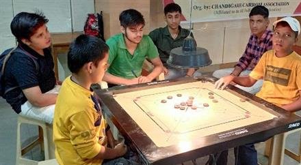 GOPAL KAKKAR, ARNAV BAHUGUNA POCKET JUNIOR, SUB-JUNIOR BOYS TITLES