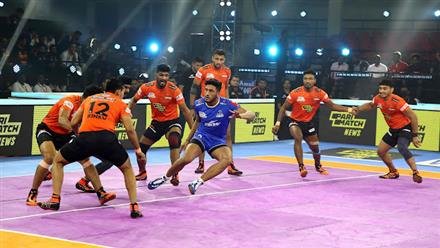 GUMAN & SURINDER LEAD U MUMBA TO A THRILLING VICTORY OVER HARYANA STEELERS