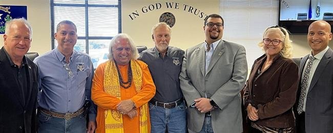 HINDU MANTRAS OPEN COMMISSIONERS MEETING OF NEVADA’S LARGEST COUNTY NYE