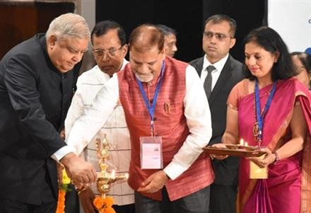 UNIVERSITY ALUMNI TO HELP IN BUILDING AN ECOSYSTEM WHERE ALL STUDENTS GET AN OPPORTUNITY TO GAIN THEIR FULL POTENTIAL: DHANKAR.